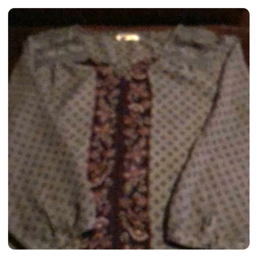 Maurice’s Large Dress shirt